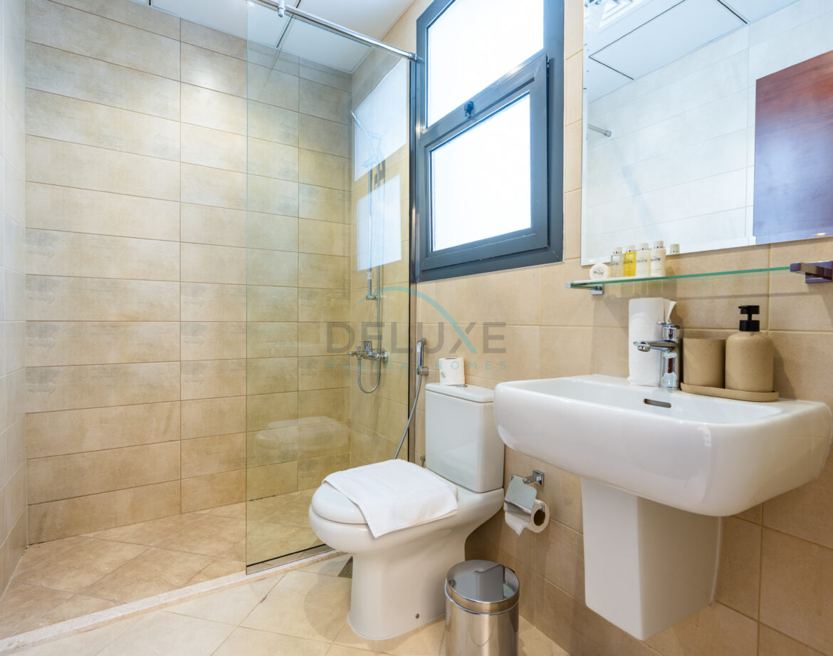 Modern 4BR Plus Assistant and Driver’s Room with Sea and Mountain Views, BBQ, Spacious Garden, Al Dana Island — photo 32