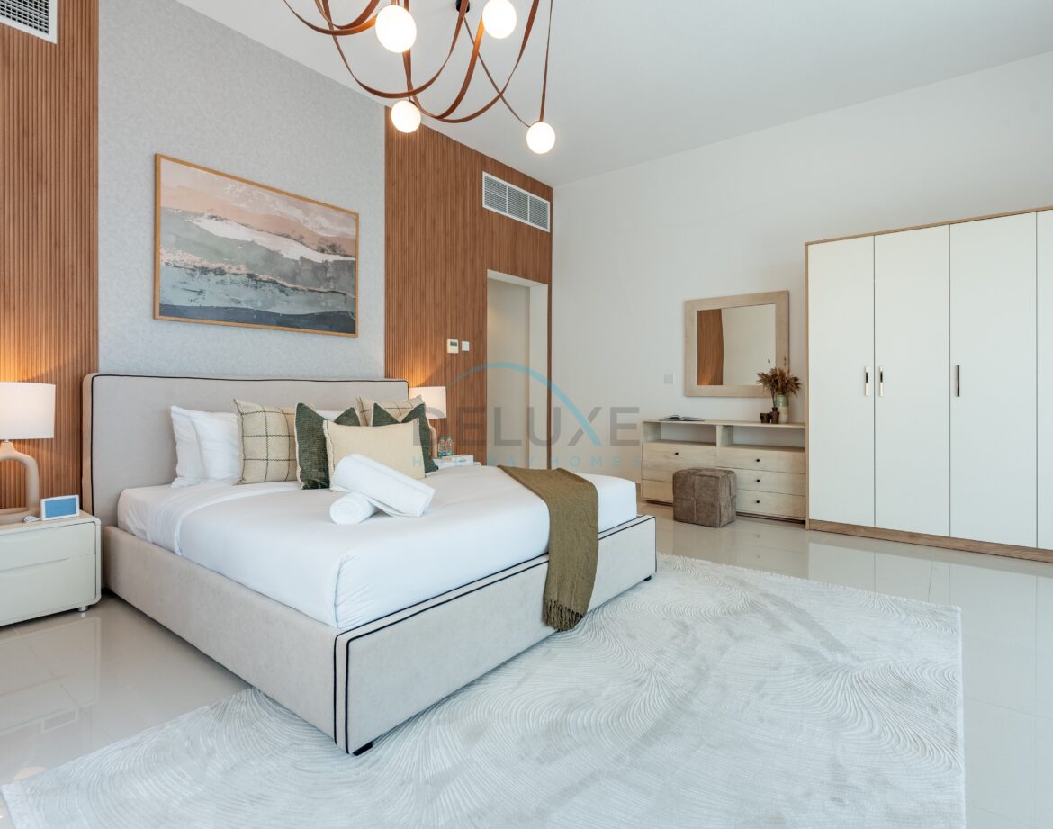 Contemporary 4BR Villa with Assistant & Driver Rooms, Gulf Views, BBQ and Outdoor Lounge, Al Dana Island — photo 30