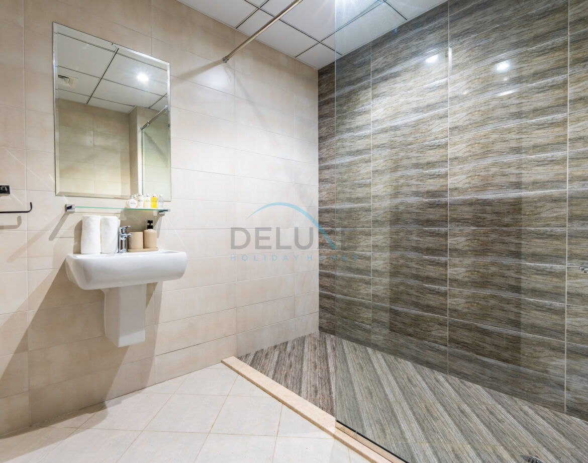 Modern 4BR Plus Assistant and Driver’s Room with Sea and Mountain Views, BBQ, Spacious Garden, Al Dana Island — photo 34