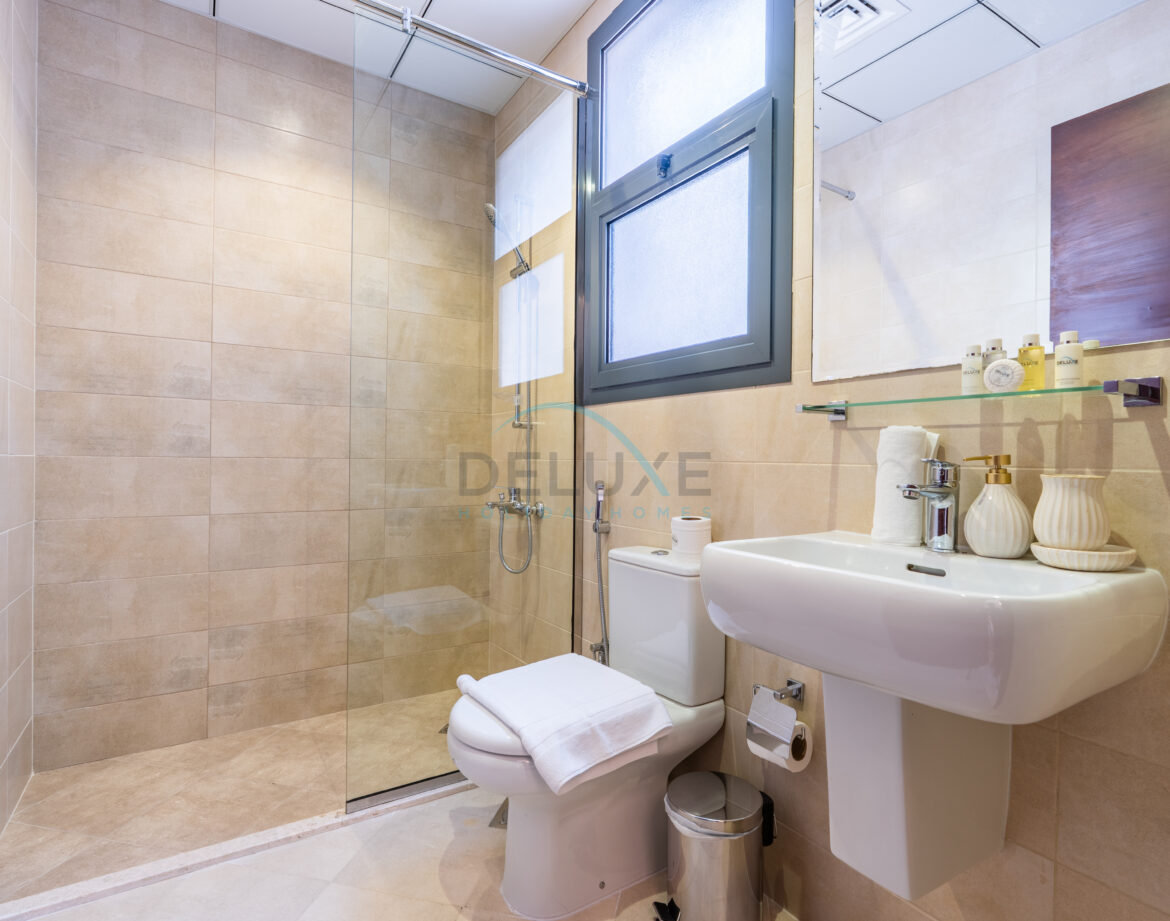 Facing Sea and Mountain 4BR Plus Assistant and Driver’s Room with Own Backyard, BBQ and Spacious Layout, Al Dana Island — photo 32