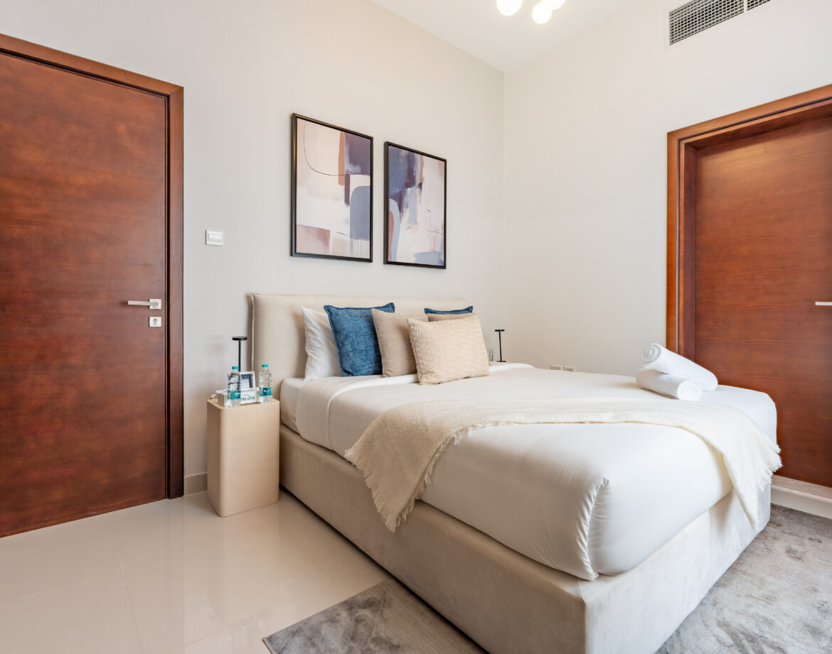 Modern 4BR Villa with Assistant and Driver Room, Spacious Backyard and BBQ Overlooking Gulf Views, Al Dana Island, — photo 34