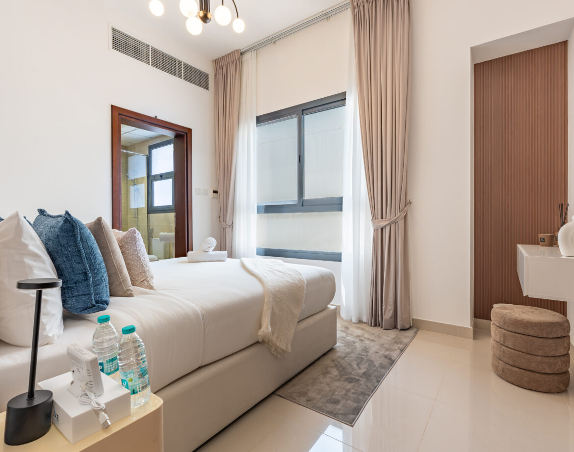 Modern 4BR Villa with Assistant and Driver Room, Spacious Backyard and BBQ Overlooking Gulf Views, Al Dana Island, — photo 35