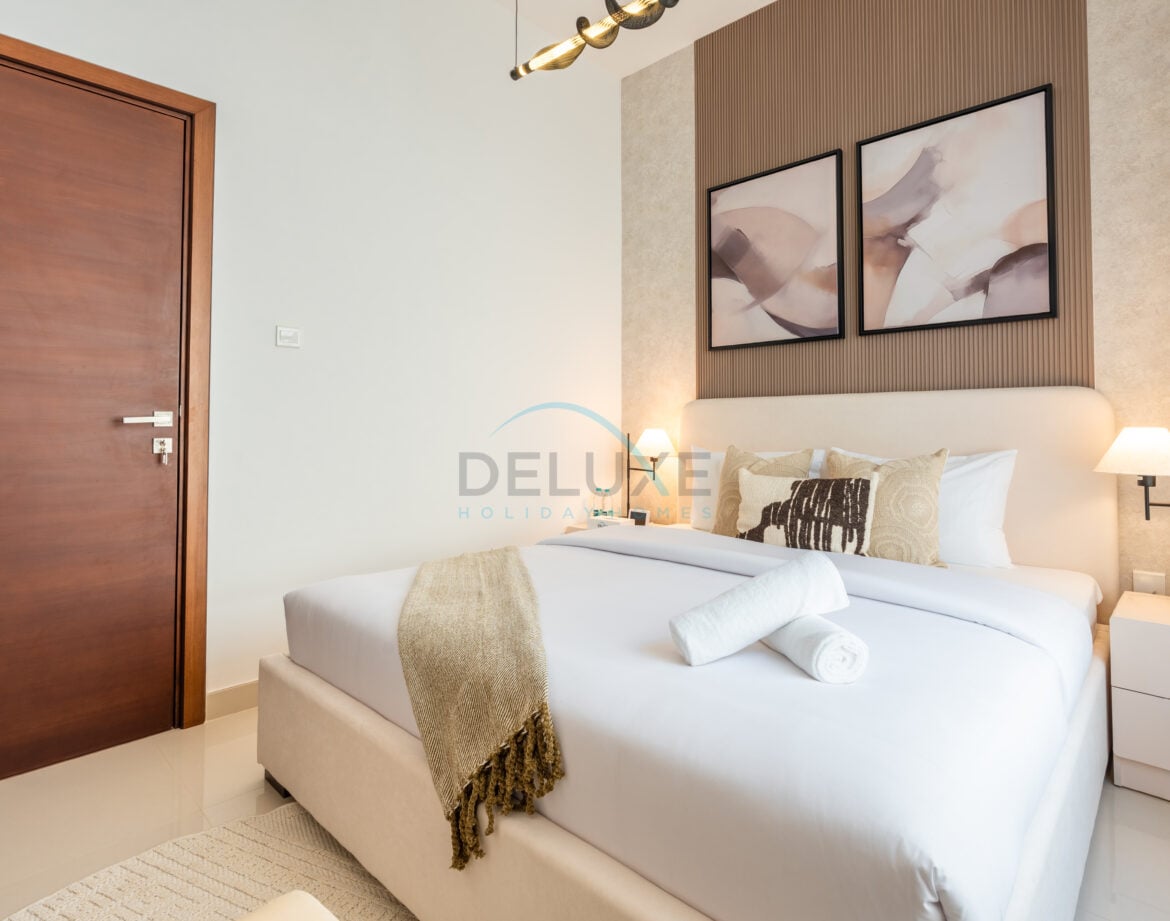 Modern 4BR with Assistant Room Retreat Villa, Facing Sea and Mountain Views, BBQ and Spacious Backyard, Al Dana Island — photo 37