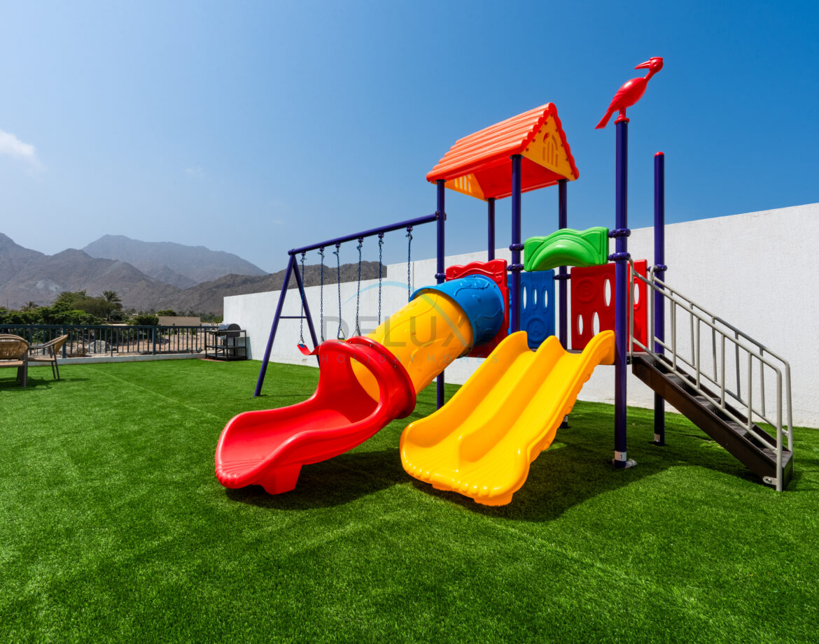 Sea and Mountain Views 4BR Plus Assistant Room with Own Kids’ Play Area, Spacious Outdoor Lounge and BBQ, Al Dana Island — photo 40