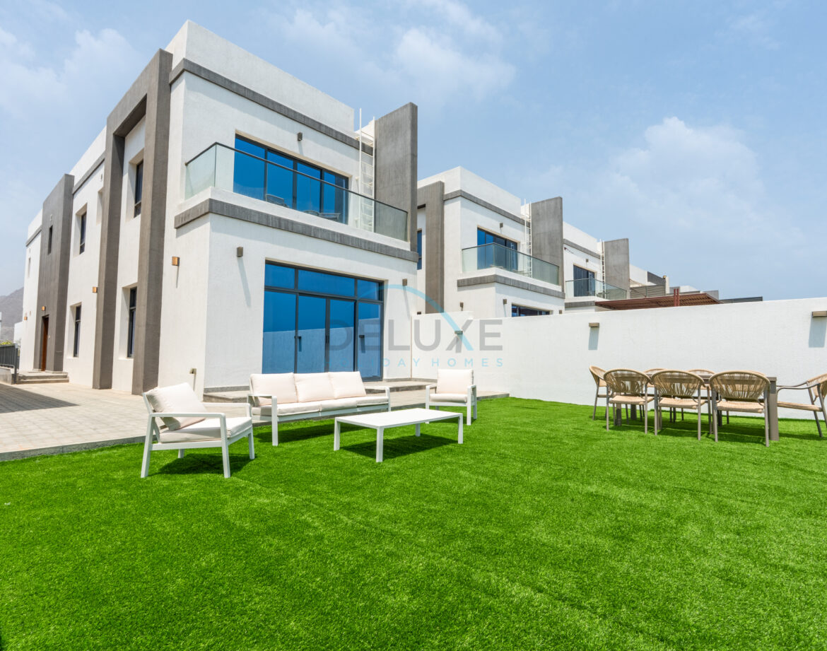 Facing Sea and Mountain 4BR Plus Assistant and Driver’s Room with Own Backyard, BBQ and Spacious Layout, Al Dana Island — photo 2