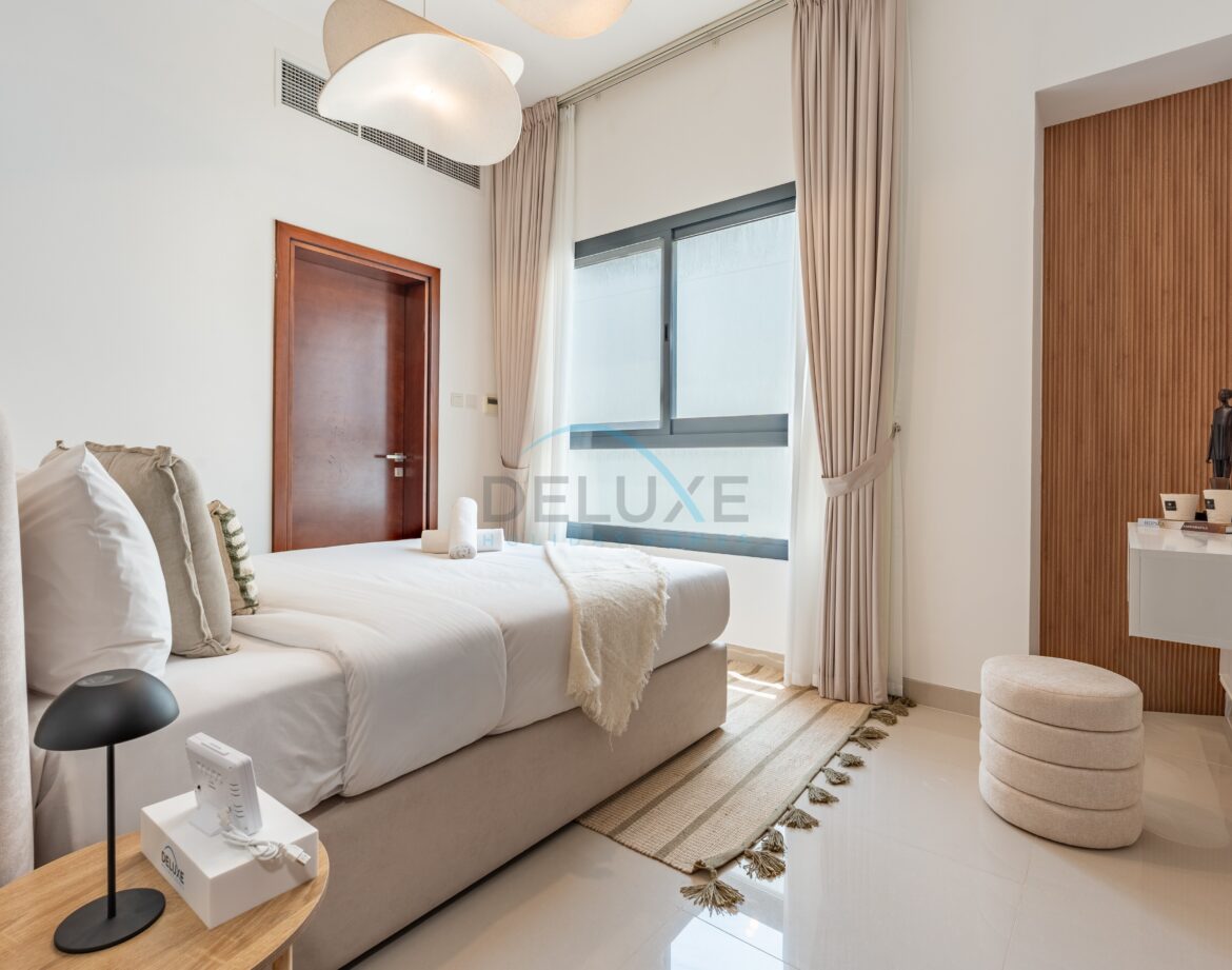 Contemporary 4BR Villa with Assistant & Driver Rooms, Gulf Views, BBQ and Outdoor Lounge, Al Dana Island — photo 41