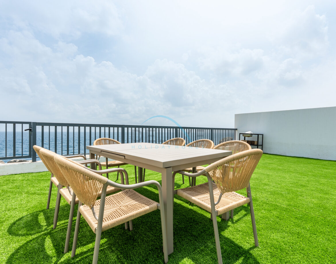 Facing Sea and Mountain 4BR Plus Assistant and Driver’s Room with Own Backyard, BBQ and Spacious Layout, Al Dana Island — photo 43