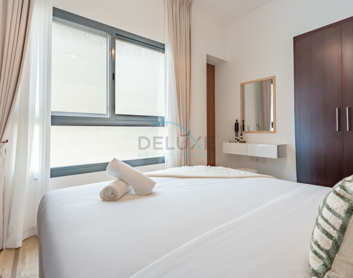 Contemporary 4BR Villa with Assistant & Driver Rooms, Gulf Views, BBQ and Outdoor Lounge, Al Dana Island — photo 44