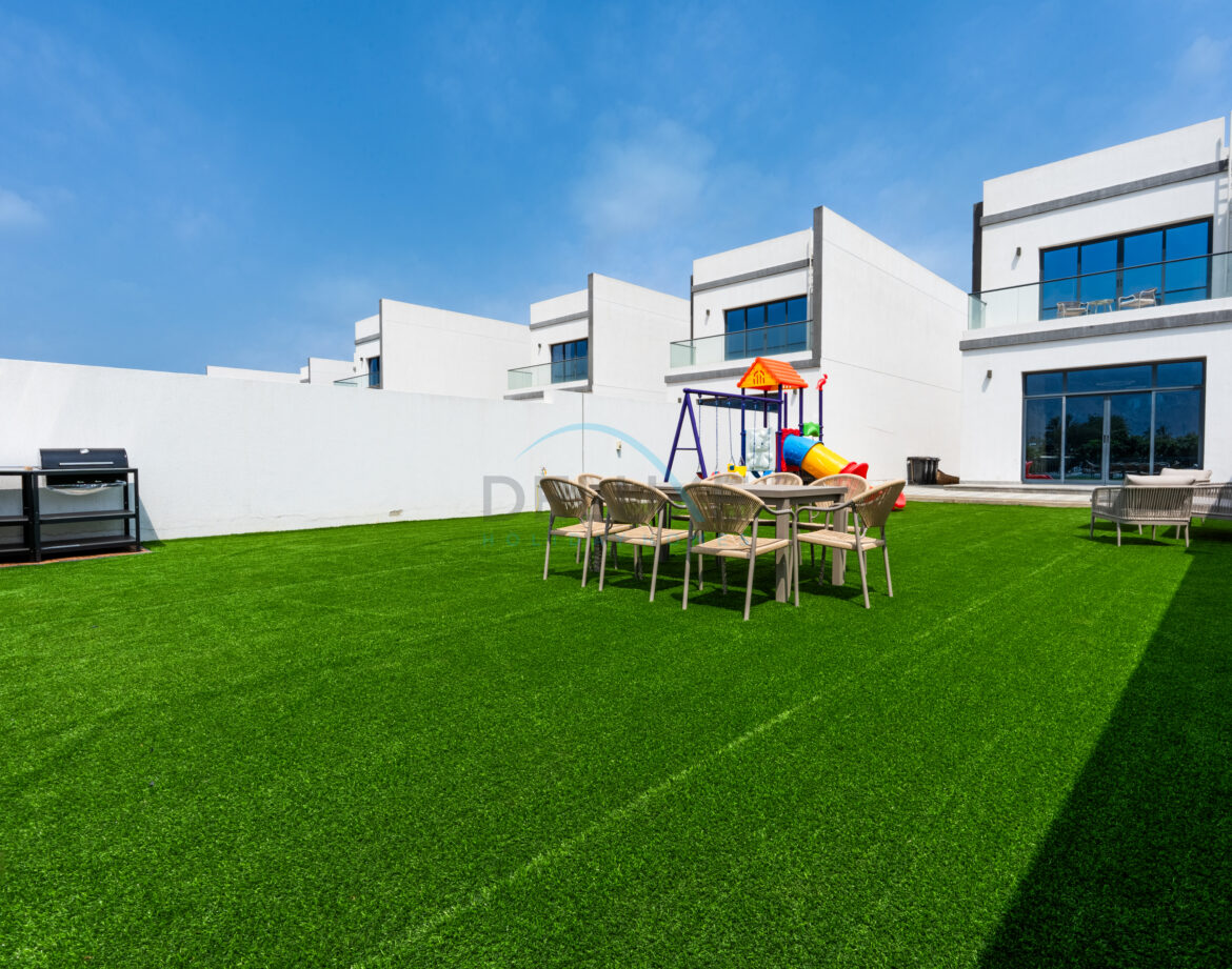 Sea and Mountain Views 4BR Plus Assistant Room with Own Kids’ Play Area, Spacious Outdoor Lounge and BBQ, Al Dana Island — photo 44