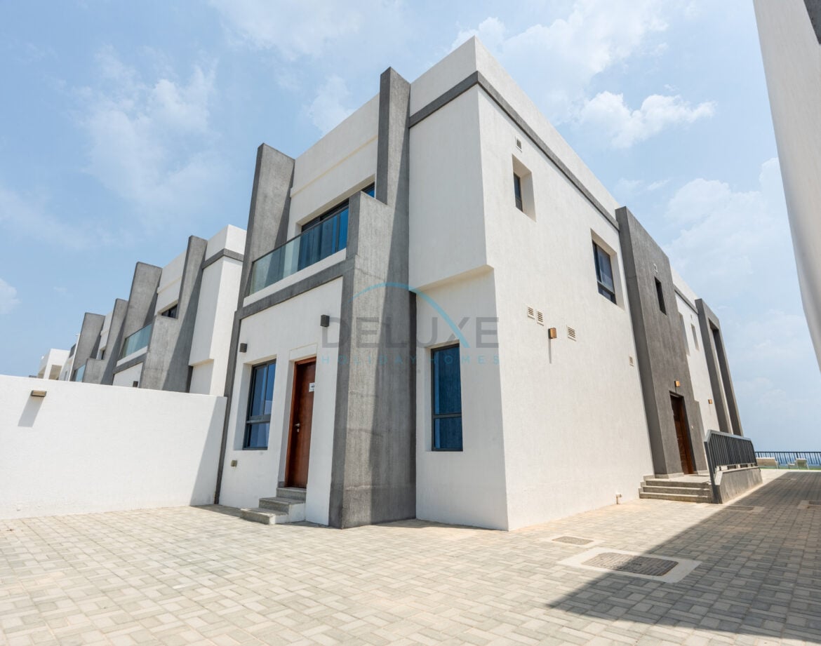 Facing Sea and Mountain 4BR Plus Assistant and Driver’s Room with Own Backyard, BBQ and Spacious Layout, Al Dana Island — photo 47