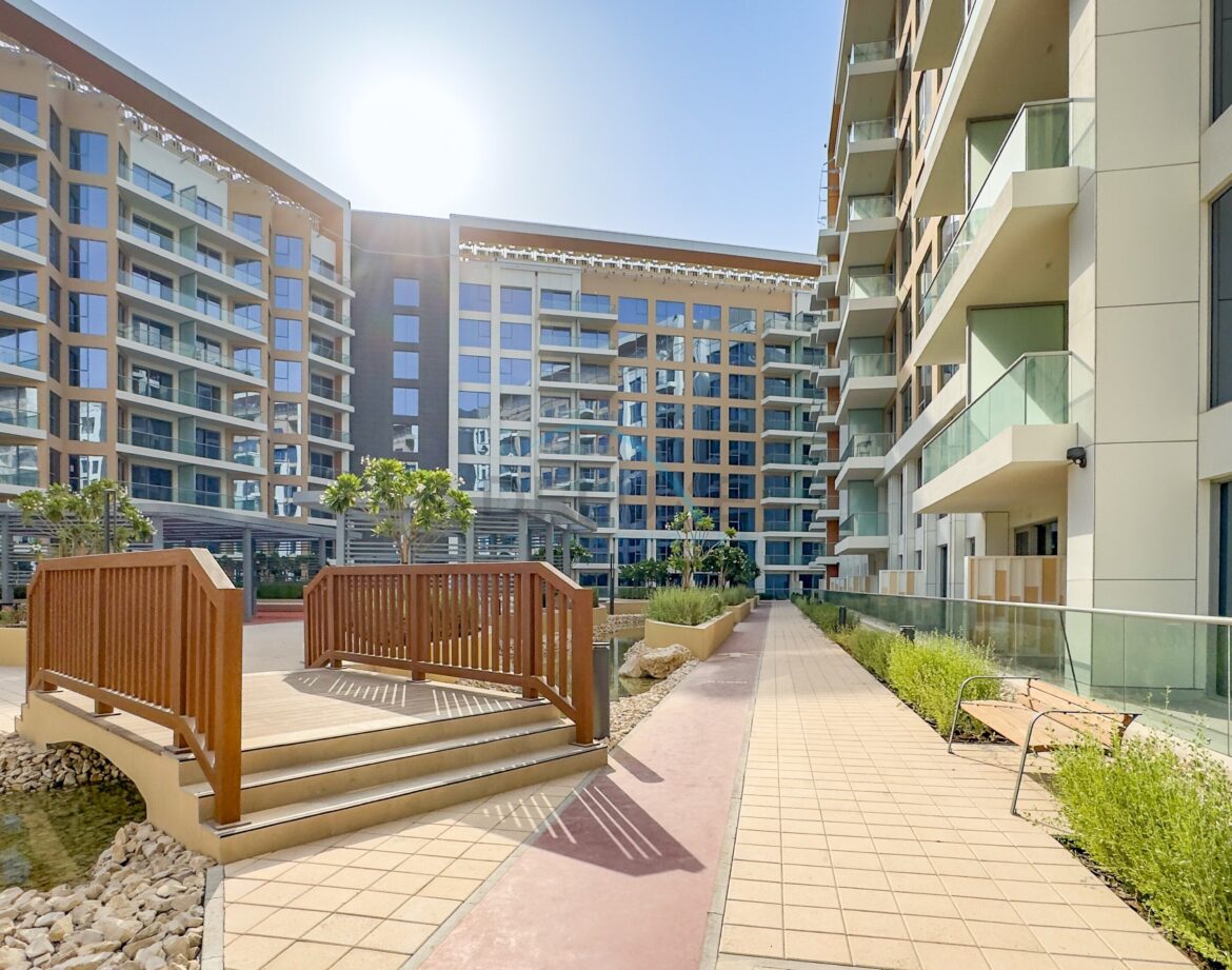 Peaceful 1BR with Spacious Balcony and Private Beach Access, Just a Short Drive from Khorfakkan Waterfall & Al Rafisah Dam, Khor Fakkan Resort — photo 35
