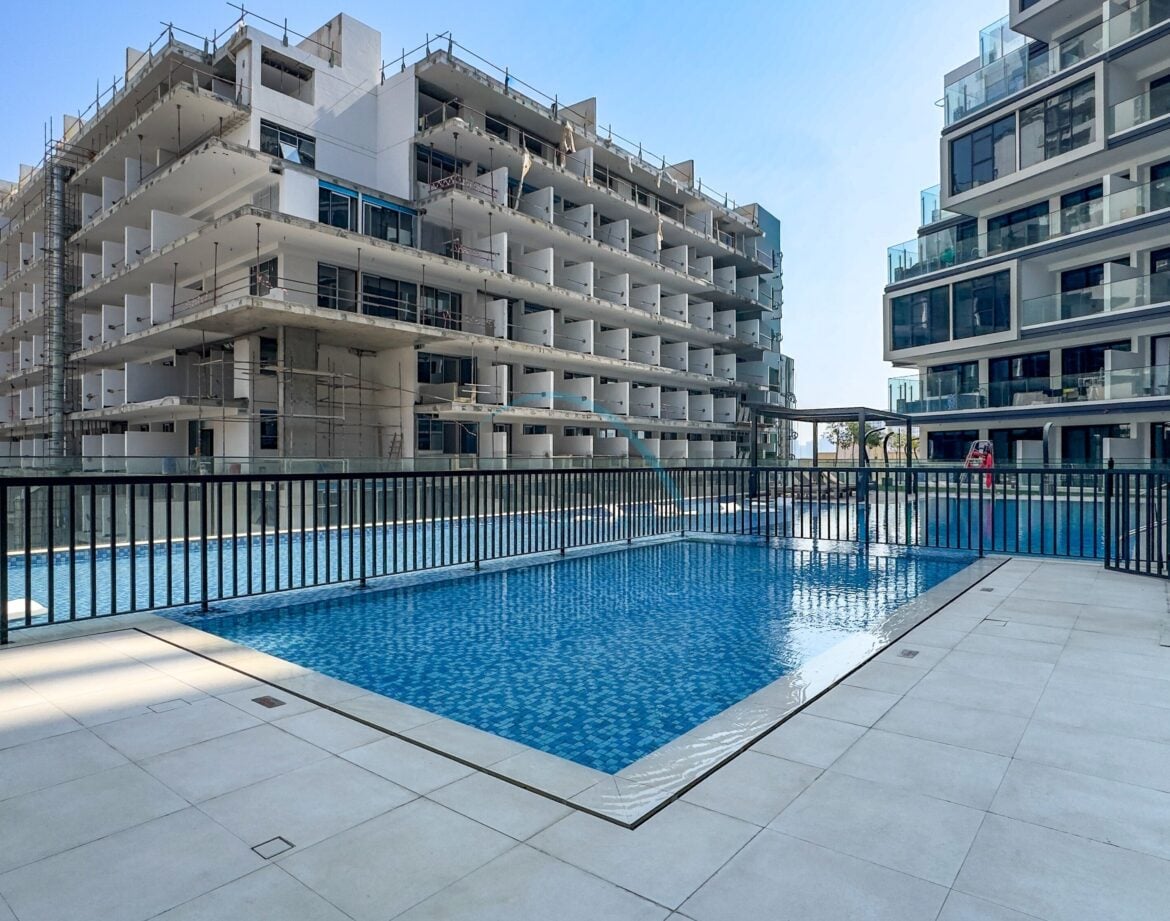Studio with Balcony Overlooking the Community, Short Drive to Butterfly Garden, NAS 3 — photo 19